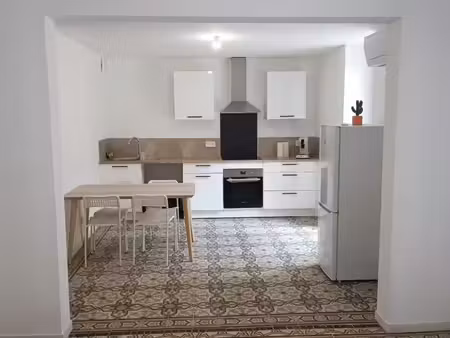 appartement traversant 1er etage