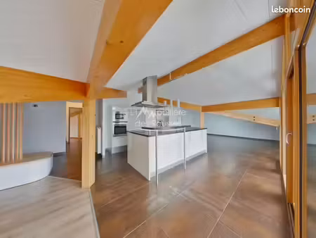 appartement 4 pièces 112 m²