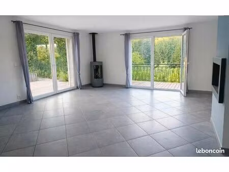 grande maison 160m2 vue imprenable sur la forêt