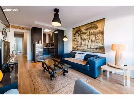 location t2 - appartement résidence avec vue  parking