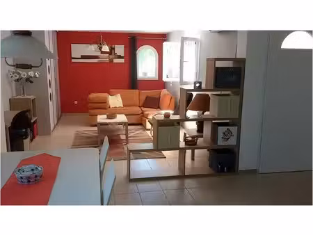 location meublée appartement 2 pièces 53 m² à ales (30100)  655 €