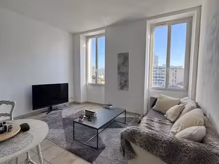 location appartement 2 pièces 33 m² à marseille 5ème (13005)  640 €