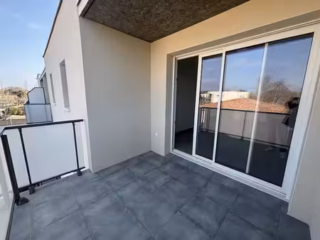 location appartement 2 pièces 39.1 m² à vias (34450)  670 €