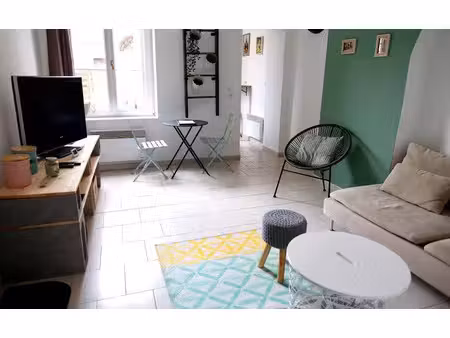 location meublée appartement 2 pièces 35 m² à reims (51100)  650 €