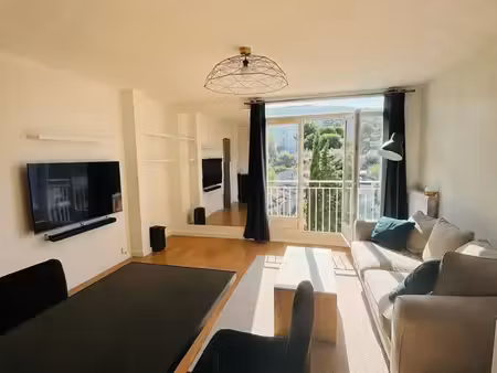 t2 de 45 m² avec climatisation – la ciotat