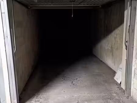 box garage