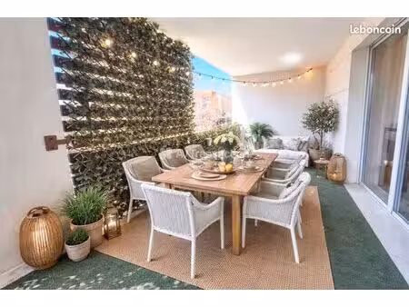 t4 rénové 80 m² – 3 chambres - balcon 10 m²- garage