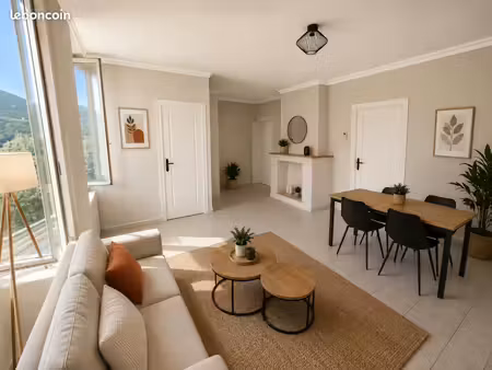 duplex 86 m² – 3 chambres – jardin privatif – pontcharra-sur-turdine