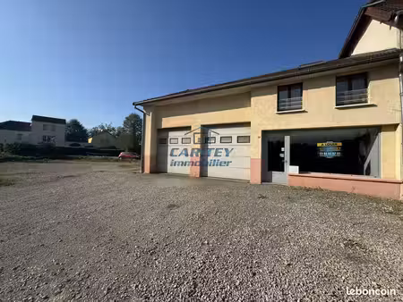 local 230 m² villersexel