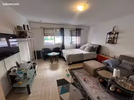 studio 1 pièce 34 m²