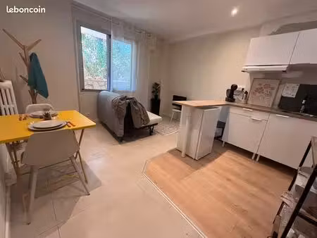 studio 16m2 refait à neuf