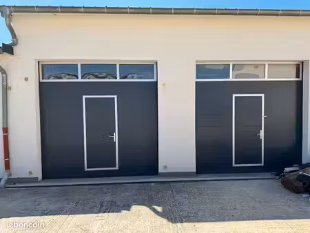 box / garage de 23 m² grande hauteur