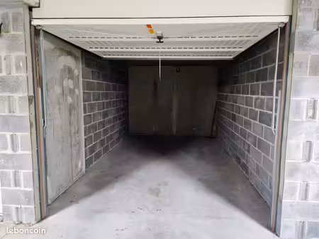 garage boxe 13 5m² – lille grand palais / zénith
