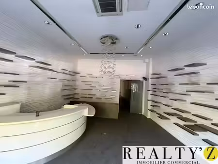 local commercial 95 m²