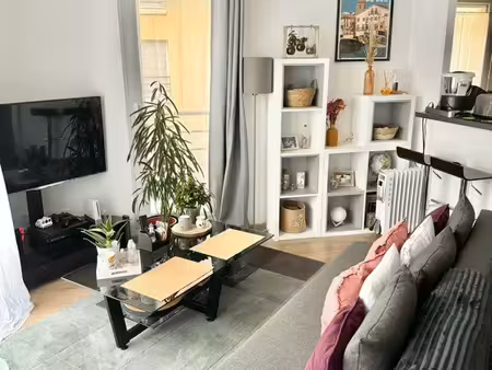 t2 48m2 meublé en résidence sécurisée + parking sous terrain