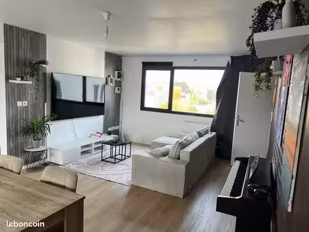 t3 meublé de 72 m² en sous-location – 2 mois – grande terrasse