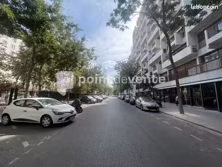 commerce beauté/coiffure 53 m²