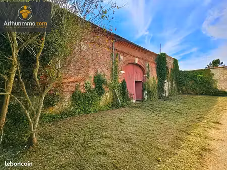 grange 1 pièce 164 m²