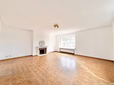 appartement à louer à avenue jules césar 5 woluwe-saint-pierre (vbe54875)
