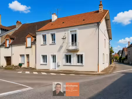 ensemble immobilier – 2 appartements – 184 m² habitables – chaussin centre – potentiel loc