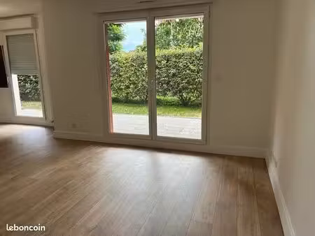appartement t2 rénové proche centre clermont-fd