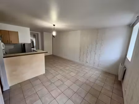 f2 - 38m ²