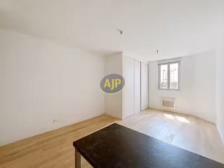 studio 27 5m2 - gare saint-jean