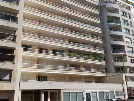 studio 28.70 m²