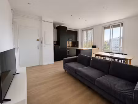 toulon claret appartement t5 de 96 m2 avec 4 chambres  bal