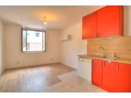 new exclusivité - à vendre – t3 en centre-ville – 41 55 m²
