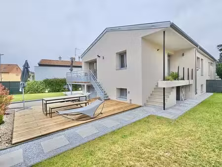 maison haut de gamme - 3 chambres - jardin paysager
