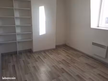 appartement t2 60m² dans maison de maître à merville - charme et cachet