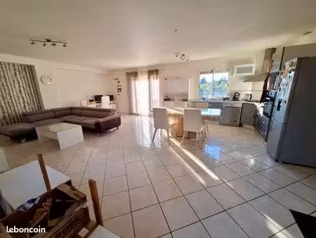 .t4 88 m² + garage cabestany