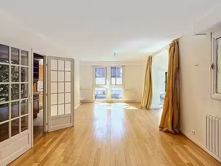 appartement lumineux 4 pièces 87 25 m² avec garage et ascenseur – béthune centre-ville
