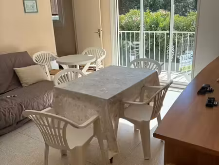 appartement type deux proche de la mer