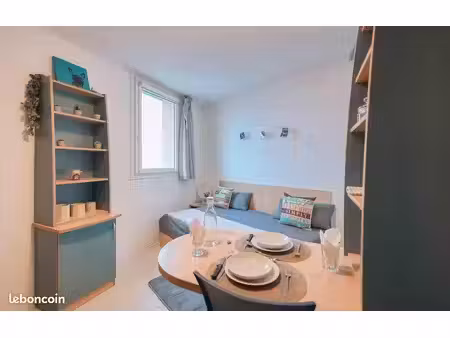 studio 1 pièce 19 m²