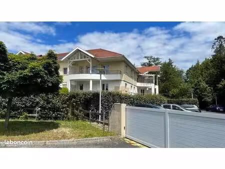 lons – t2 de 53 m² avec balcon – secteur du pesquet