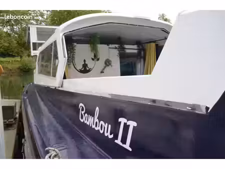 house boat studio flottant lumineux - prêt à vivre – toit ouvrant terrasse bambou ii