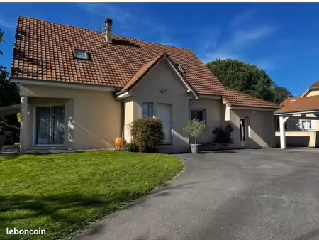 maison 6 pièces - 177 m2 au sol