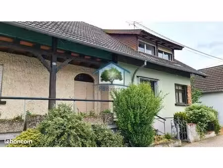 immeuble 10 pièces 222 m²