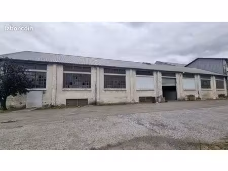 immeuble 2500 m² tarbes