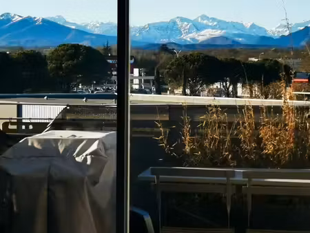 t2 meublé – terrasse 12 m² – parking – vue pyrénées – tarbes ormeau