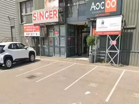local commercial 32 m² cabestany
