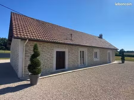 maison rénovée avec garage proche cuisery