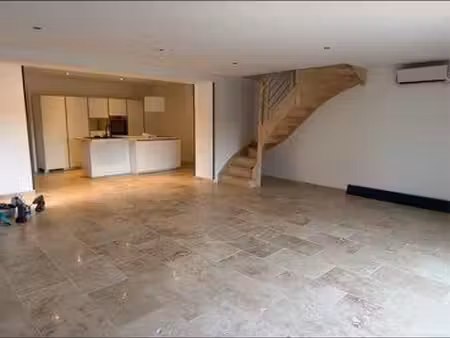maison à louer sassenay