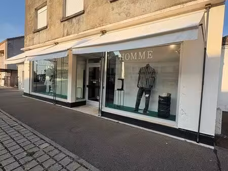 boutique de vêtements / local commercial