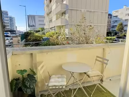 f3 les halles / saint joseph - balcon cave et parking