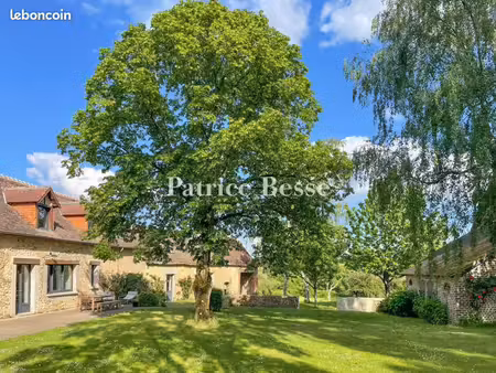 ferme 10 pièces 327 m²
