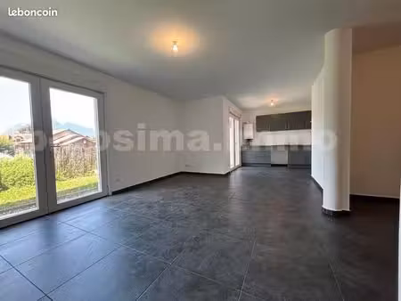 appartement 3 pièces 65 m²