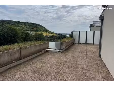 appartement 4 pièces 94 m²